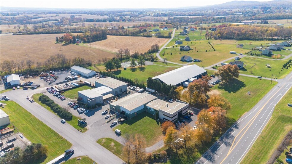 More Photos Of 5216 Renn Rd, Frederick Flex For Sale