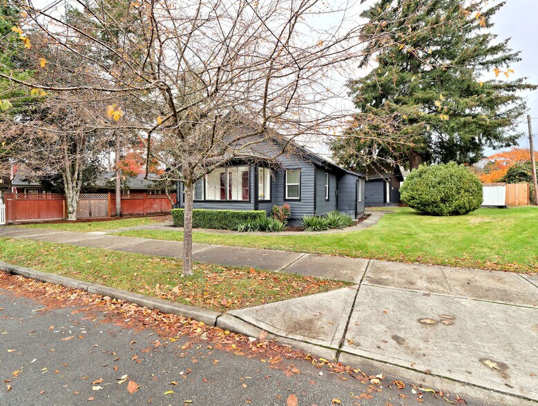 More Photos Of 8568 Falls Ave SE, Snoqualmie Apartments For Sale