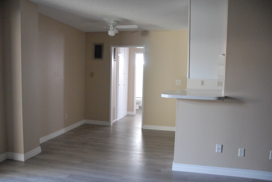 More Photos Of 10940 Hesby St, North Hollywood Apartments For Sale