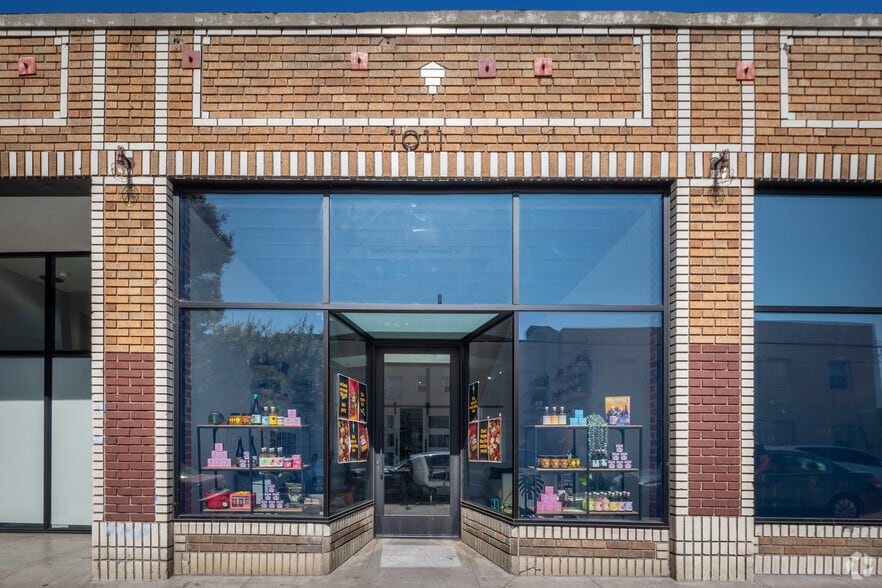 More Photos Of 1005 N Madison Ave, Los Angeles Storefront Retail Office For Lease
