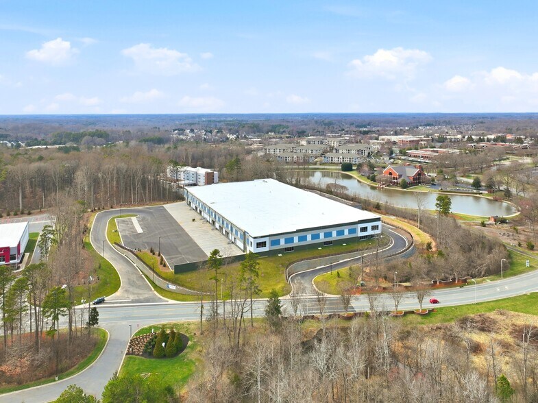 More Photos Of 13601 E Reese Blvd, Huntersville Warehouse For Sale