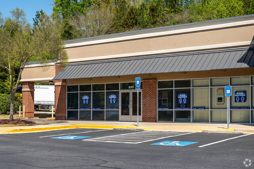 More Photos Of 1025 Veterans Memorial Hwy SE, Mableton Unknown For Lease