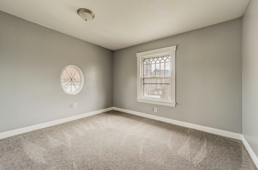 More Photos Of 4432 Pearl Rd, Cleveland Specialty For Sale