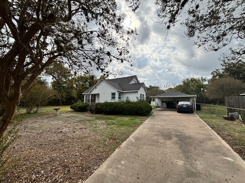 More Photos Of 14515 Sommermeyer St, Houston Office For Sale