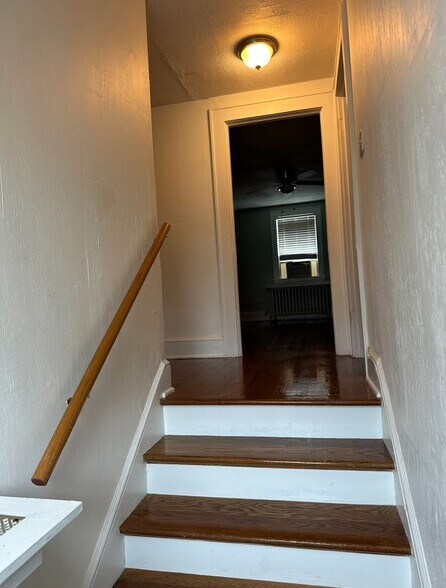 More Photos Of 1836 Wakefield Rd SW, Roanoke Apartments For Sale