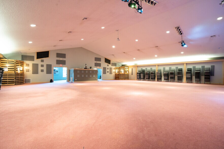 More Photos Of 11744 W Reno Ave, Yukon Religious Facility For Sale