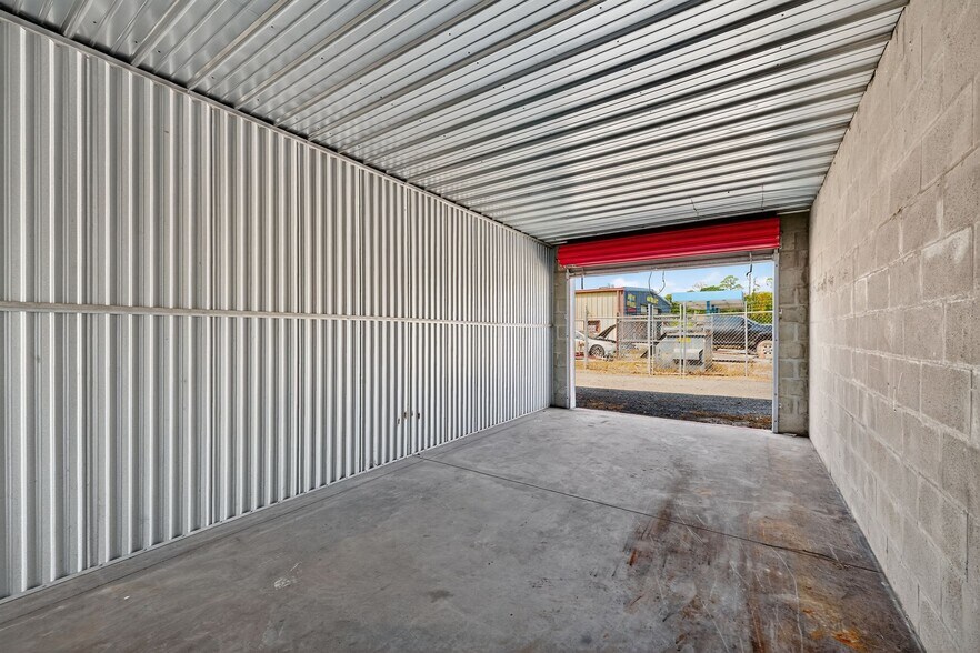 More Photos Of 13396 76th St, Live Oak Self Storage For Sale