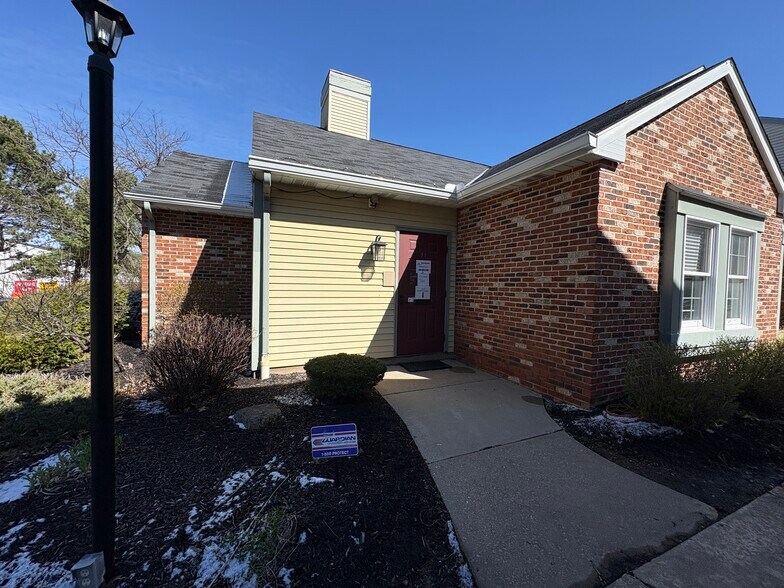 More Photos Of 4466 Darrow Rd, Stow Office For Sale