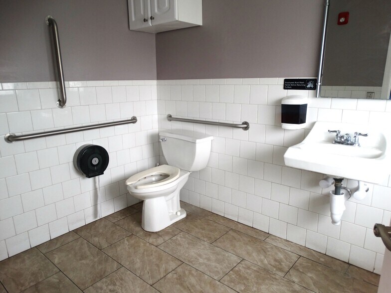 More Photos Of 437 Main Rd, Towaco Restaurant For Sale