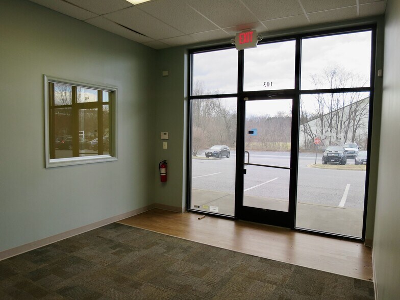 More Photos Of 531 Old Westminster Pike, Westminster Office Residential For Lease