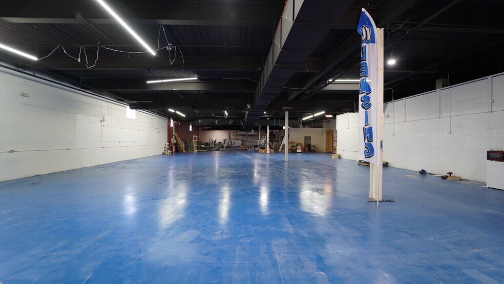 More Photos Of 384 Church St, Concord Flex For Lease