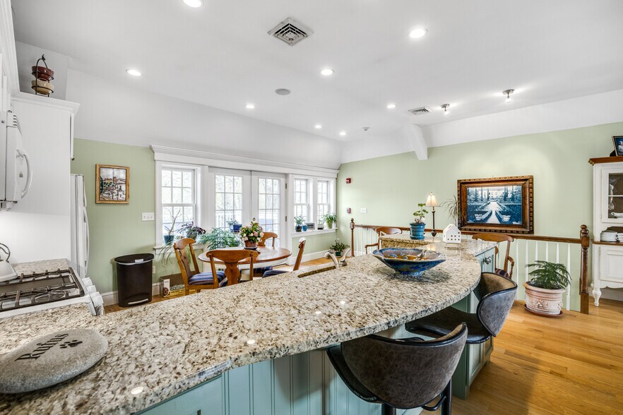 More Photos Of 1861 Main St, Brewster Hospitality For Sale