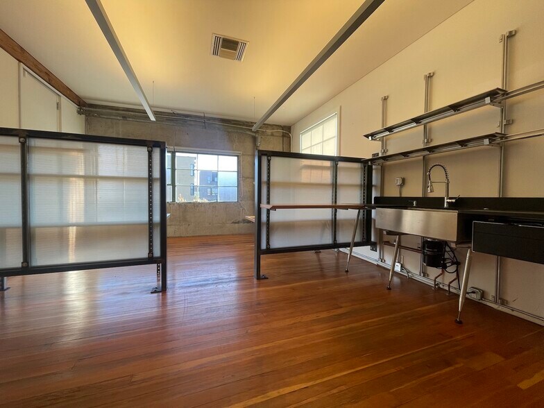 More Photos Of 2332 5th St, Berkeley Office For Lease