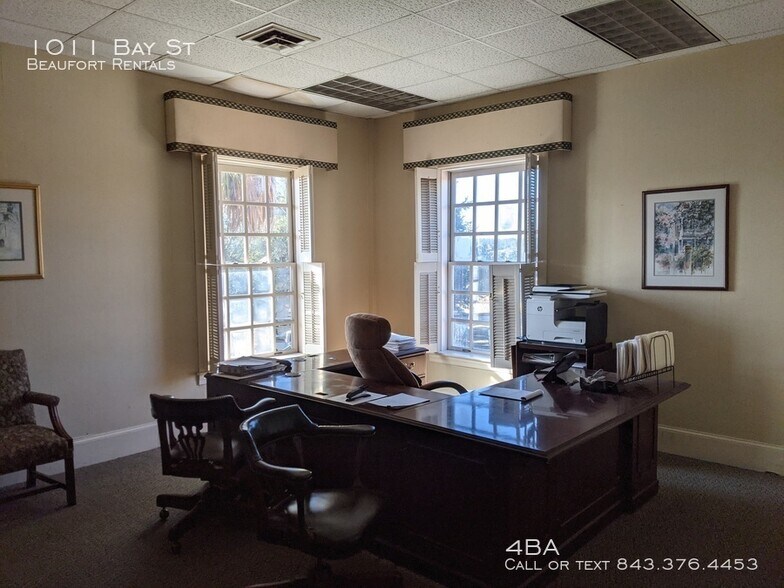 More Photos Of 1011 Bay St, Beaufort Office For Lease