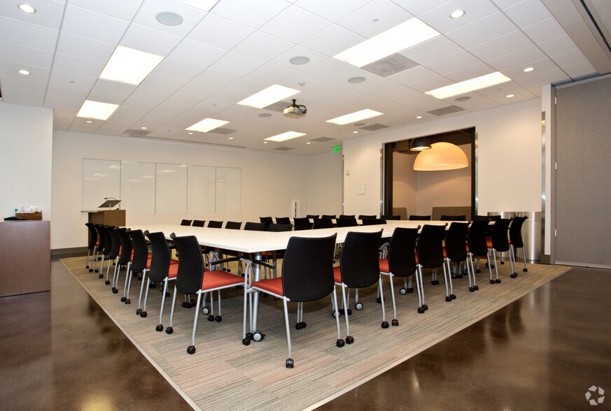 Photo of Lbby Floor Ste 100 - Spec Suite