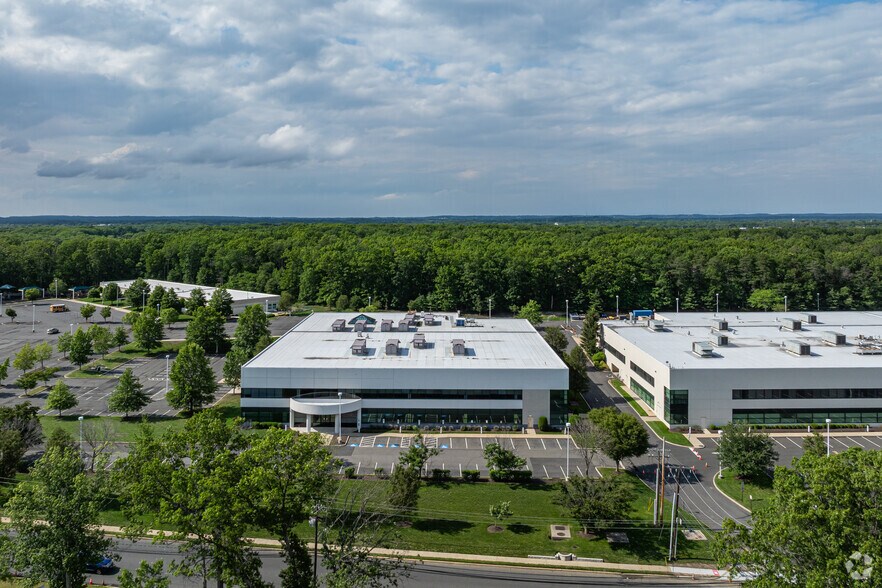 More Photos Of 260 Industrial Way W, Eatontown Warehouse For Lease