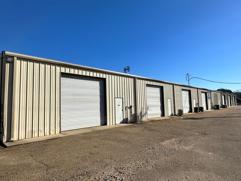 Primary Photo Of 4103 Kramer Ln, Texarkana Warehouse For Lease