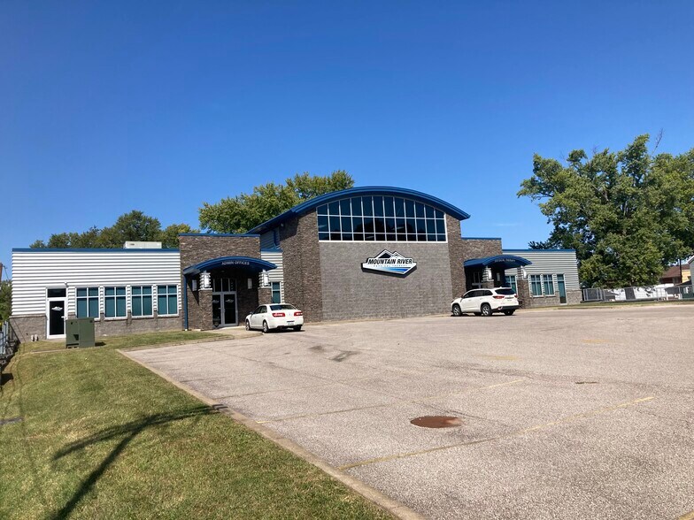 More Photos Of 415 36th St, Parkersburg Medical For Lease