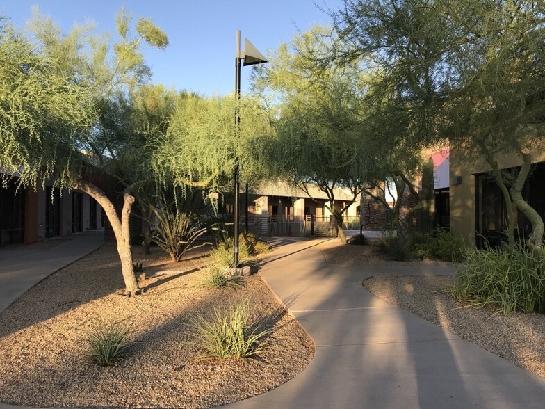 More Photos Of 10045 E Dynamite Blvd, Scottsdale Office For Sale