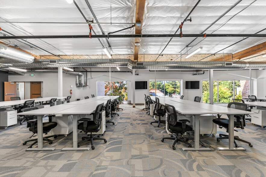More Photos Of 4940 El Camino Real, Los Altos Office For Lease