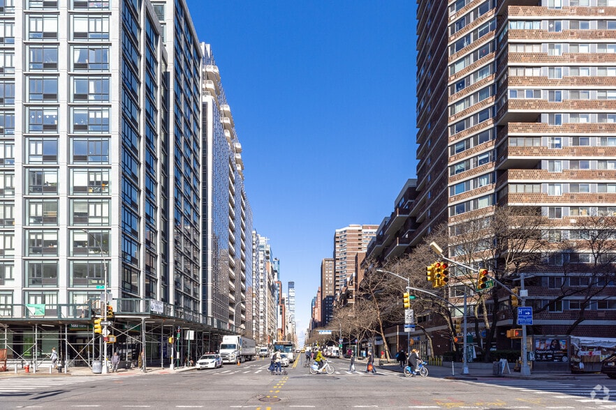 More Photos Of 340 E 23rd St, New York Apartments For Sale