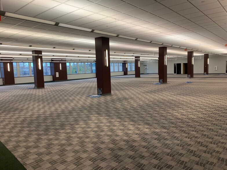 More Photos Of 122 E College Ave, Appleton Office For Sale