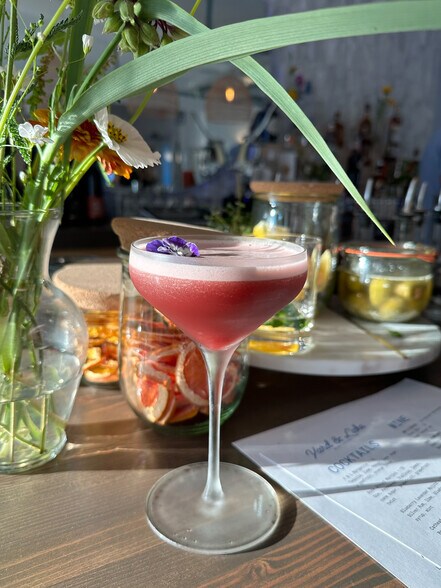 More Photos Of 215 N Mill St, Northport Restaurant For Sale