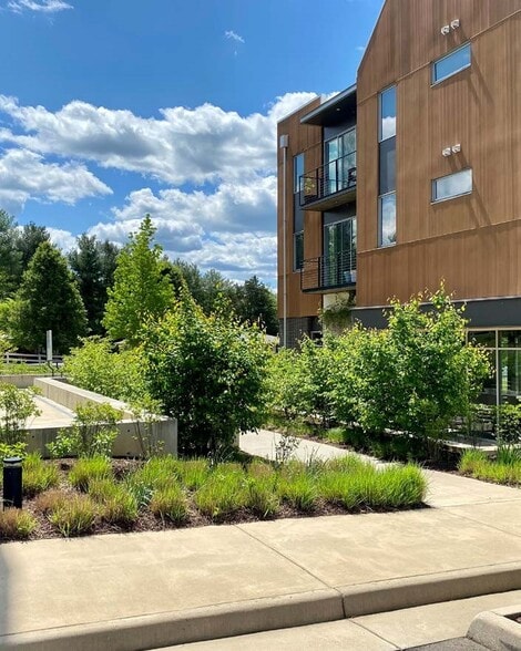 More Photos Of 610-620 Riverside Shops Way, Charlottesville Apartments For Lease