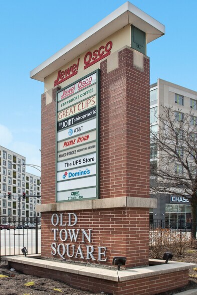 More Photos Of 424 W Division St, Chicago Unknown For Lease