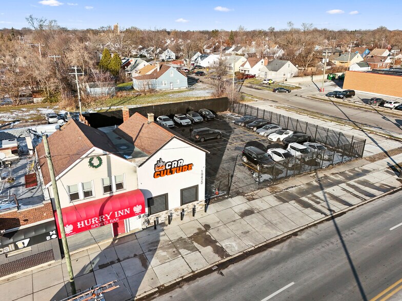 More Photos Of 19420 W Warren Ave, Detroit Auto Dealership For Sale