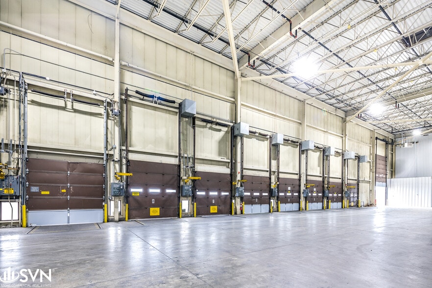 More Photos Of 791 Freight Blvd, Lexington Warehouse For Lease