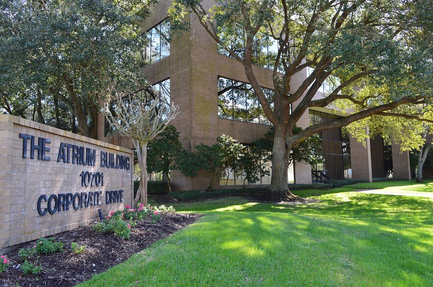 More Photos Of 10701 Corporate Dr, Stafford Office For Lease