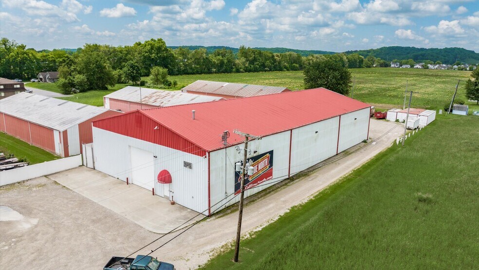 More Photos Of 1755 Mount Vernon Rd, Newark Flex For Sale