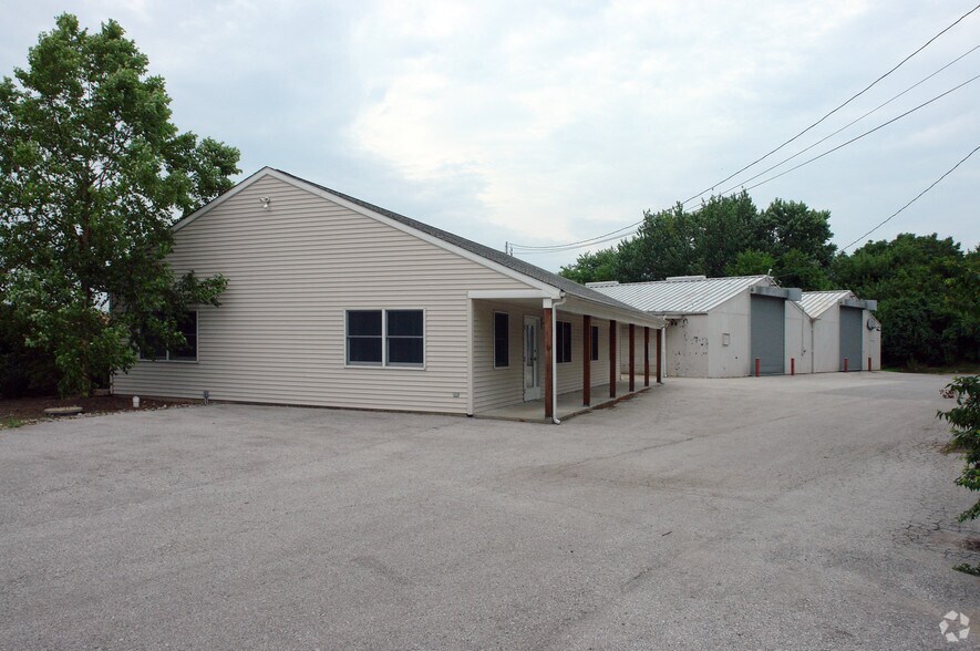 More Photos Of 211 Boro Line Rd, King Of Prussia Light Distribution For Lease