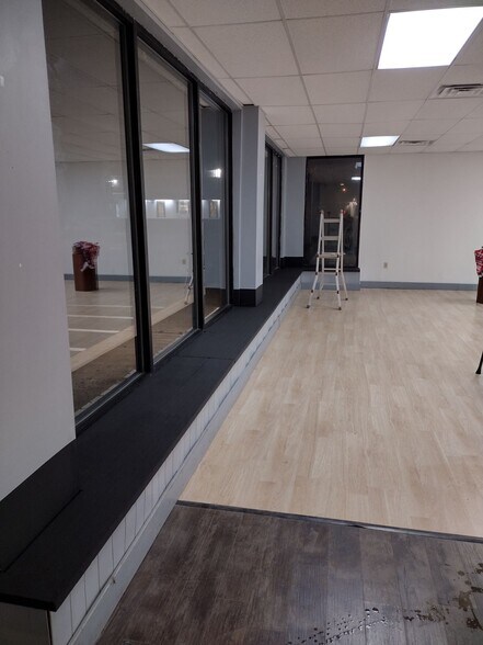More Photos Of 16761 Saint Clair Ave, East Liverpool Unknown For Lease