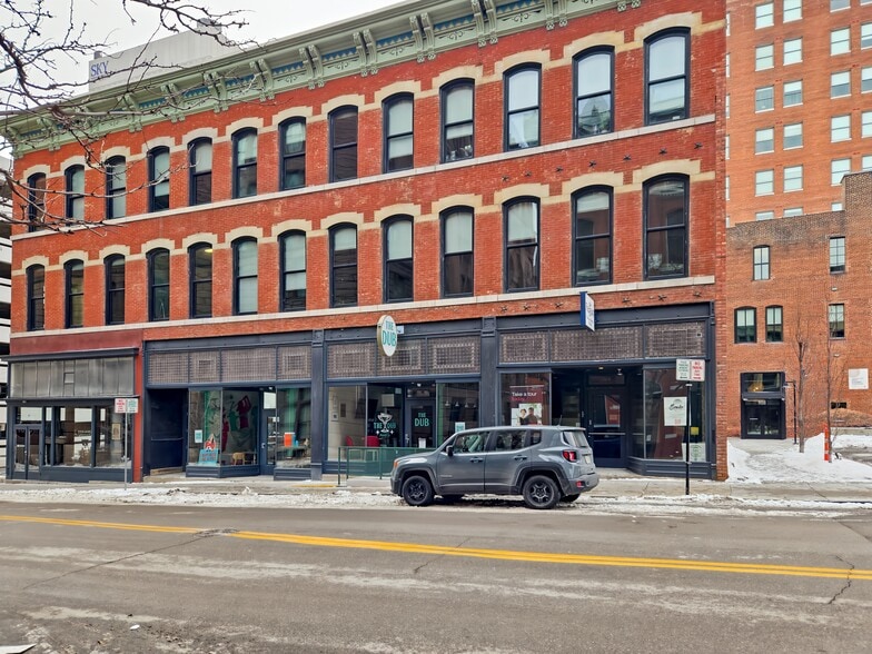 More Photos Of 103-107 W 9th St, Kansas City Coworking Space