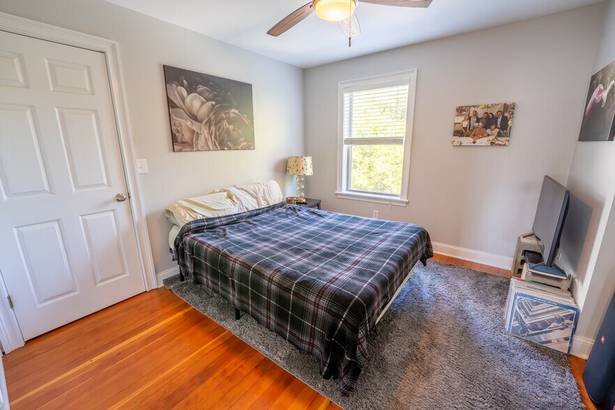 More Photos Of 88-90 Front St, Ballston Spa Storefront Retail Residential For Sale