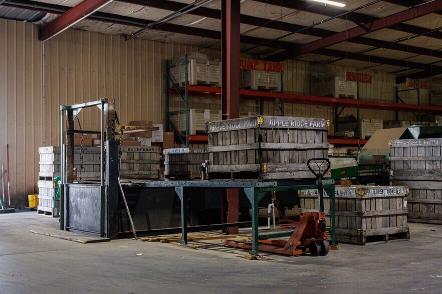 More Photos Of 63 Talona Spur Rd, Ellijay Freestanding For Sale