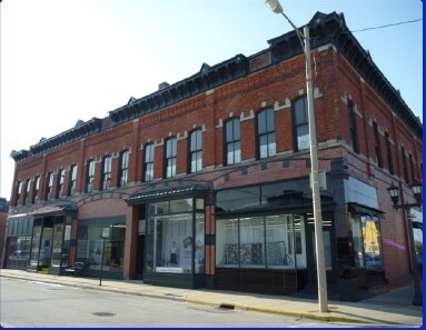 Primary Photo Of 206 5th St, Bay City Storefront For Lease