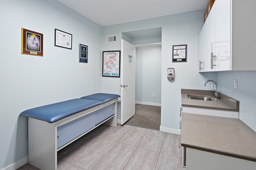 More Photos Of 130 E 67th St, New York Apartments For Sale