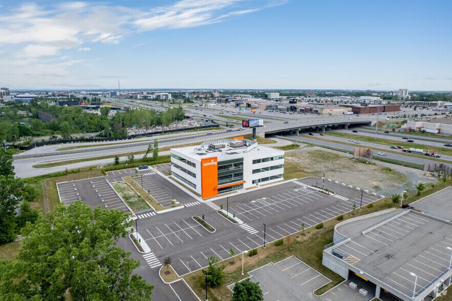More Photos Of 3105 Pl Louis-R.-Renaud, Laval Office For Sale