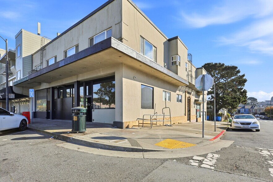 More Photos Of 699 Portola Dr, San Francisco General Retail For Lease