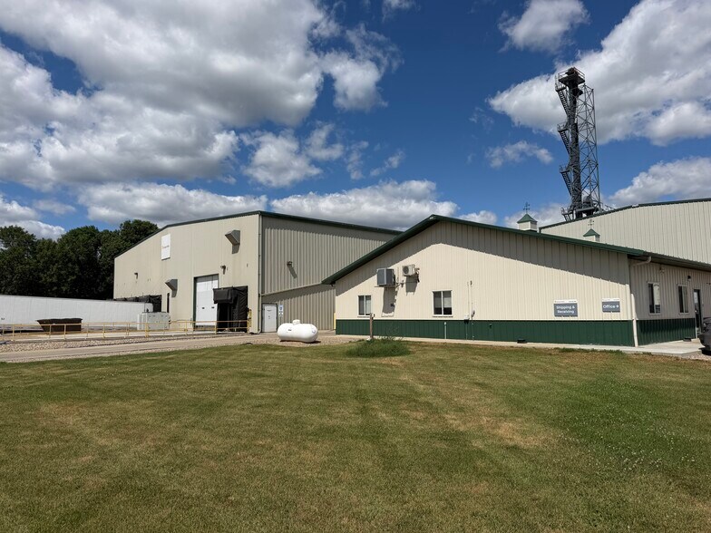 Primary Photo Of 500 North St W, Harvey Food Processing For Sale