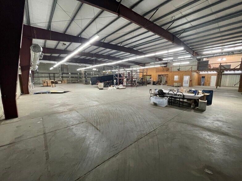 More Photos Of 117 First Ave, Thomson Manufacturing For Lease