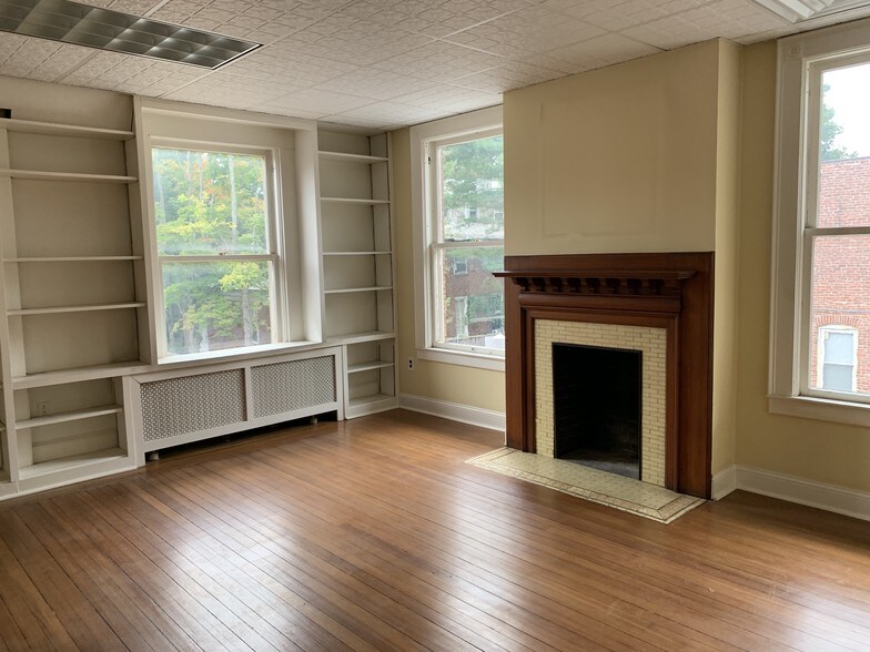 More Photos Of 65 Trumbull St, New Haven Medical For Lease