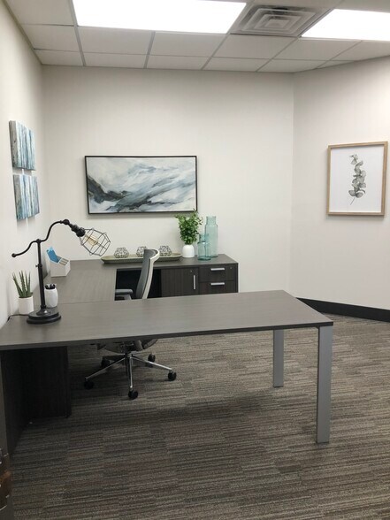 More Photos Of 3029 S Sherwood Forest Blvd, Baton Rouge Office For Sale