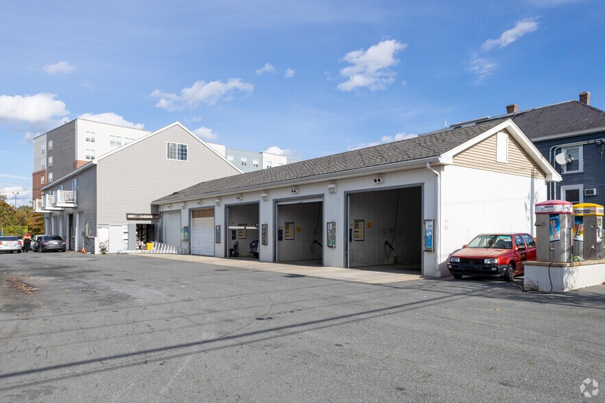 More Photos Of 1317 Middlesex St, Lowell Carwash For Lease
