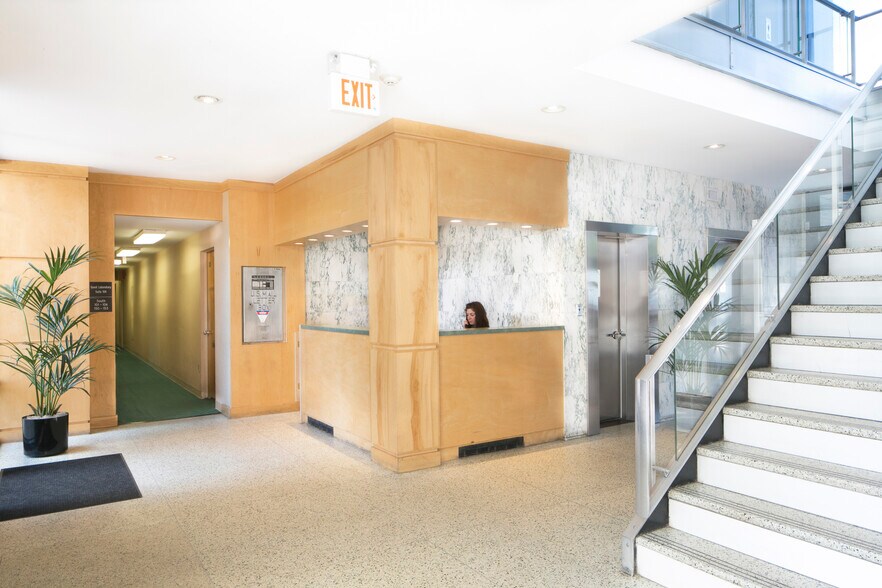 More Photos Of 520 Franklin Ave, Garden City Medical For Lease