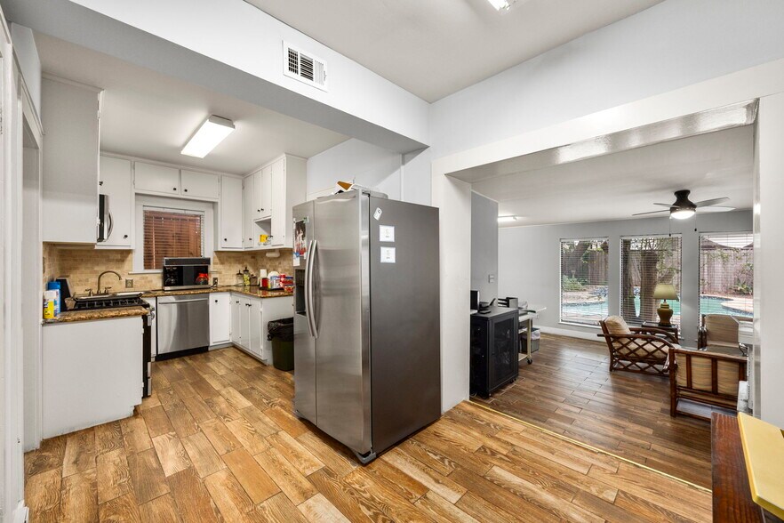 More Photos Of 708 Sul Ross St, Houston Office Residential For Sale
