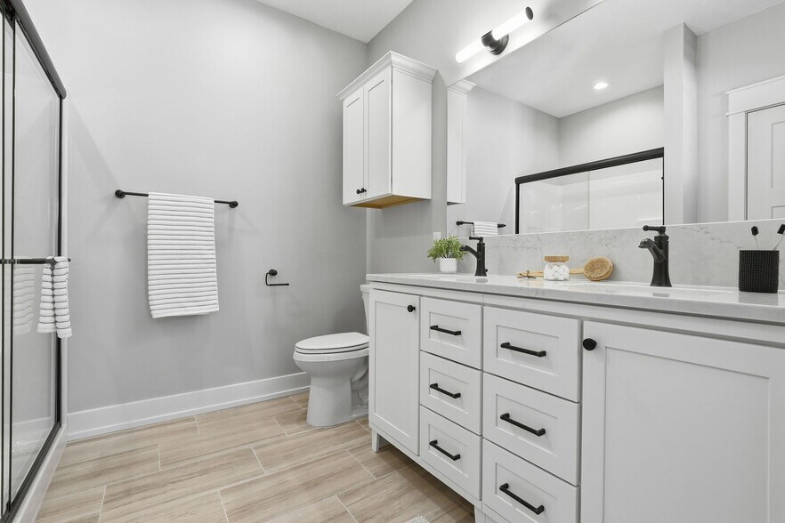 More Photos Of 100 Huselton Dr, Butler Specialty For Sale